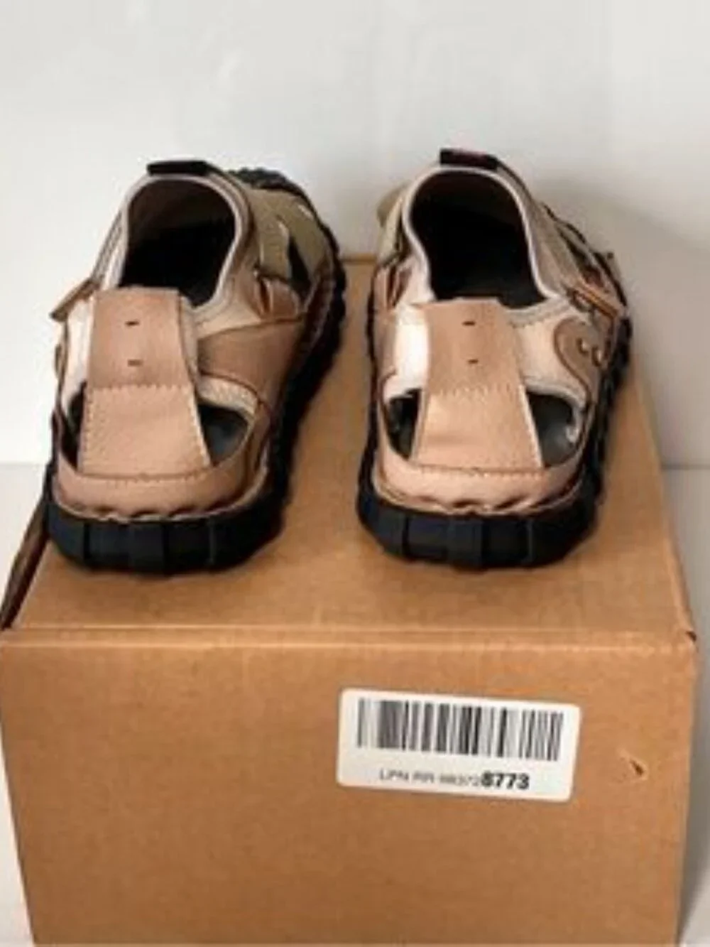 Dacomfy Mens Closed Toe Leather Sandals